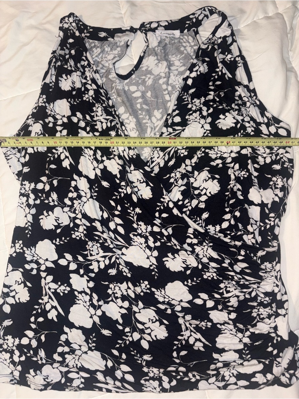 NWOT Loveappella Black White Floral Faux Wrap Tank Top - Picture 3 of 6